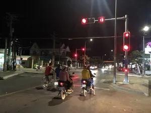 Cung cấp đèn tín hiệu giao thông Trà Vinh